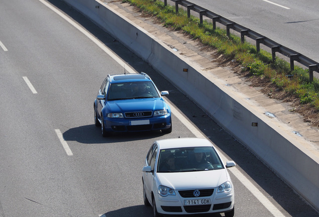 Audi RS4 Avant B5