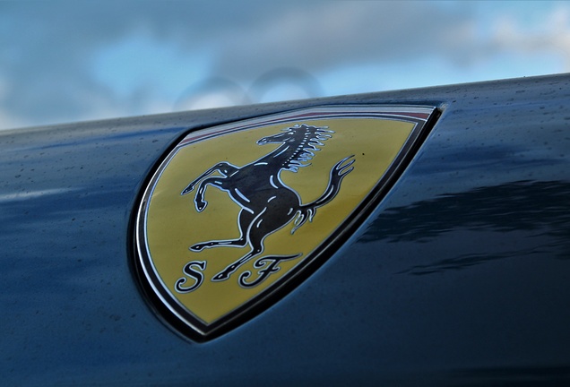 Ferrari California T