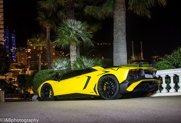 Lamborghini Aventador LP750-4 SuperVeloce Roadster