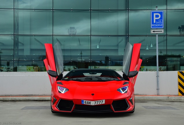 Lamborghini Mansory Aventador LP700-4