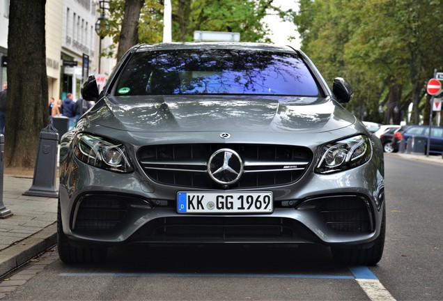 Mercedes-AMG E 63 S W213