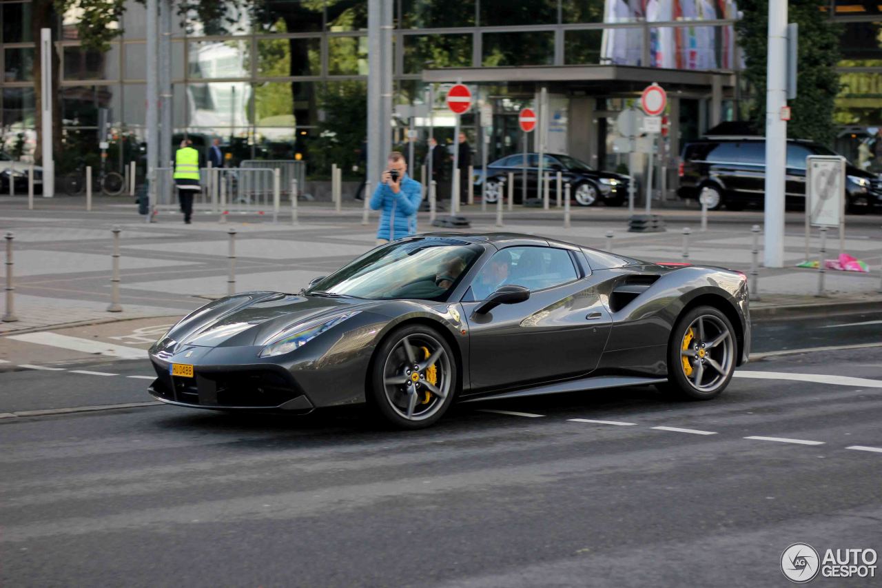 Ferrari 488 Spider