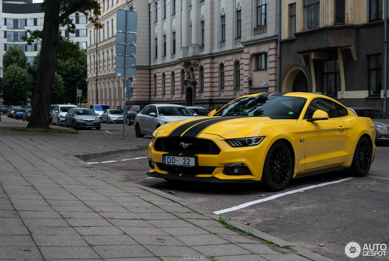 Ford Mustang GT 2015