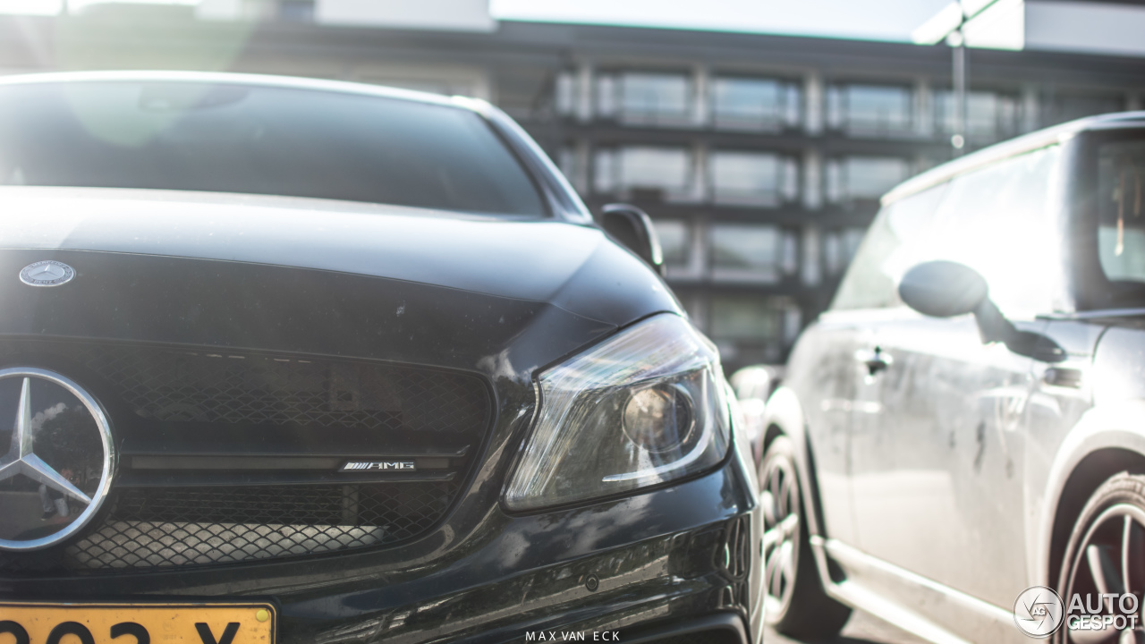 Mercedes-Benz A 45 AMG