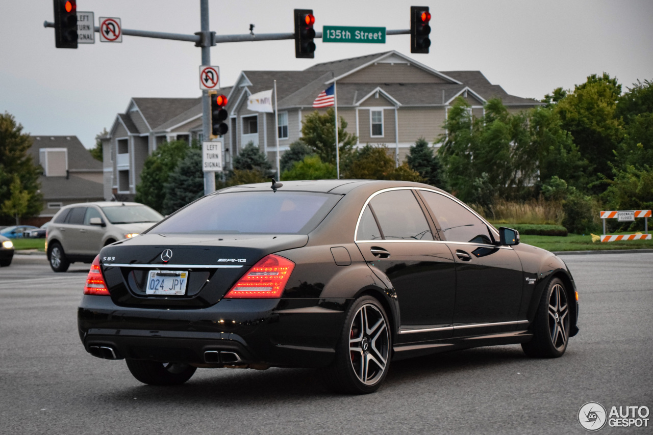 Mercedes-Benz S 63 AMG W221 2011