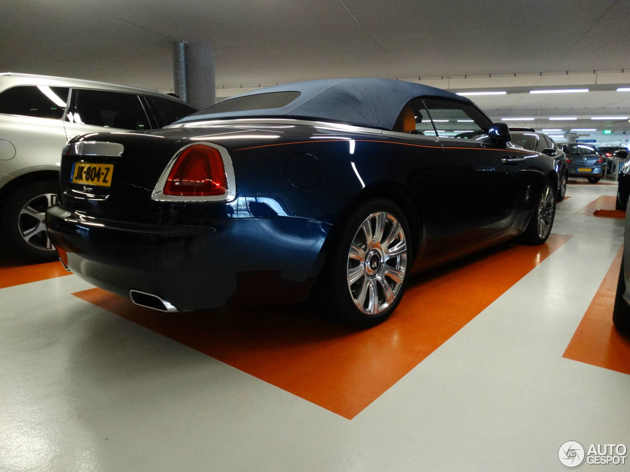 Rolls-Royce Dawn