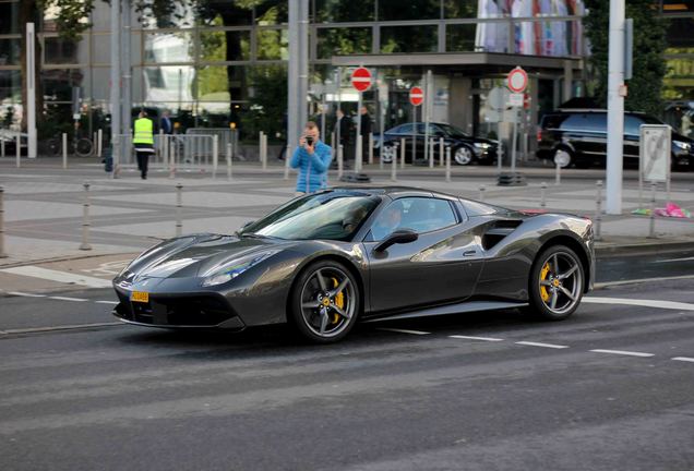 Ferrari 488 Spider