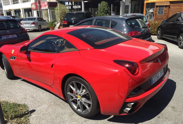 Ferrari California