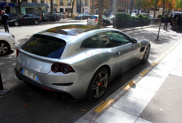 Ferrari GTC4Lusso