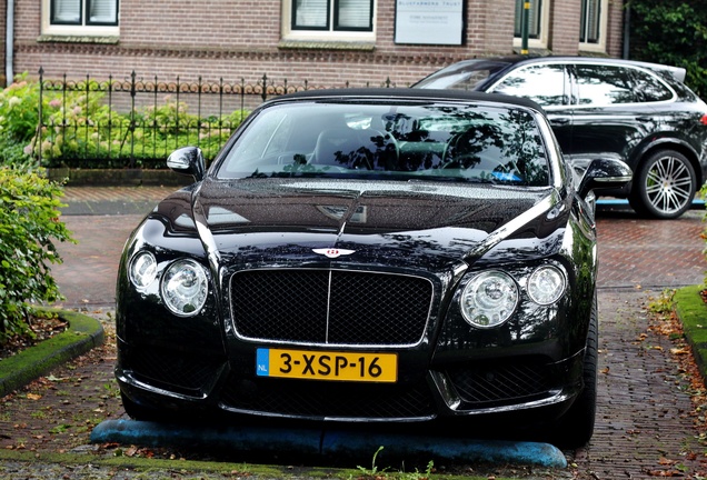 Bentley Continental GTC V8