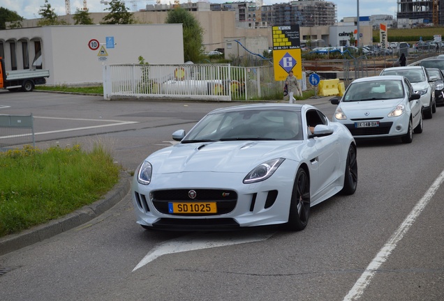 Jaguar F-TYPE S Coupé