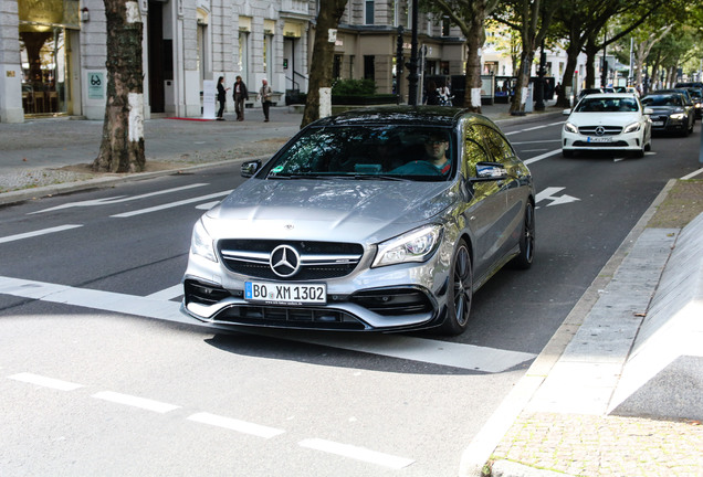 Mercedes-AMG CLA 45 Shooting Brake X117 2017