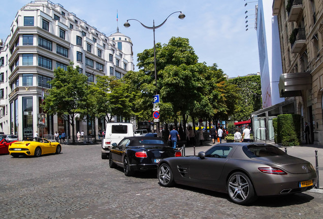 Mercedes-Benz SLS AMG