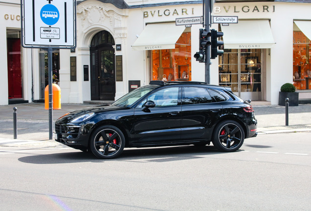 Porsche 95B Macan GTS