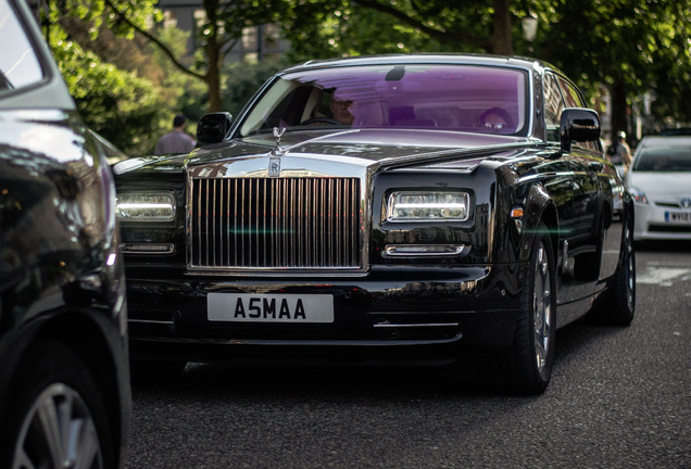 Rolls-Royce Phantom EWB Series II