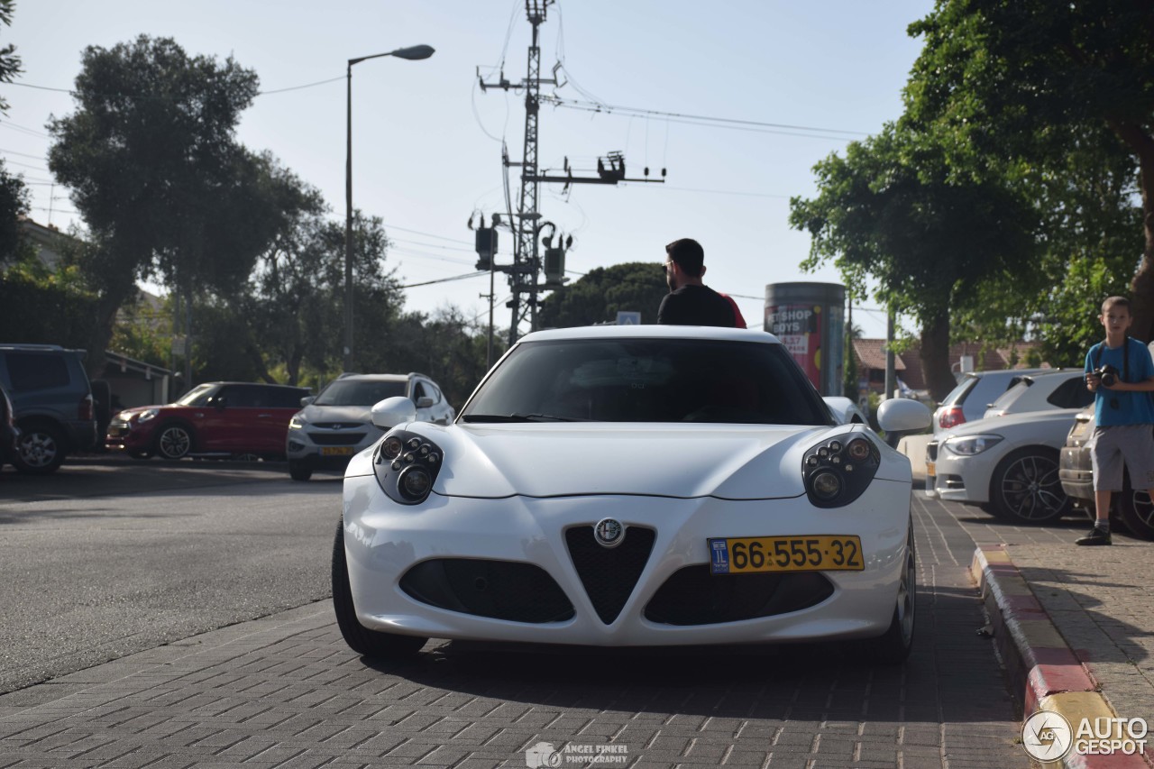 Alfa Romeo 4C Coupé