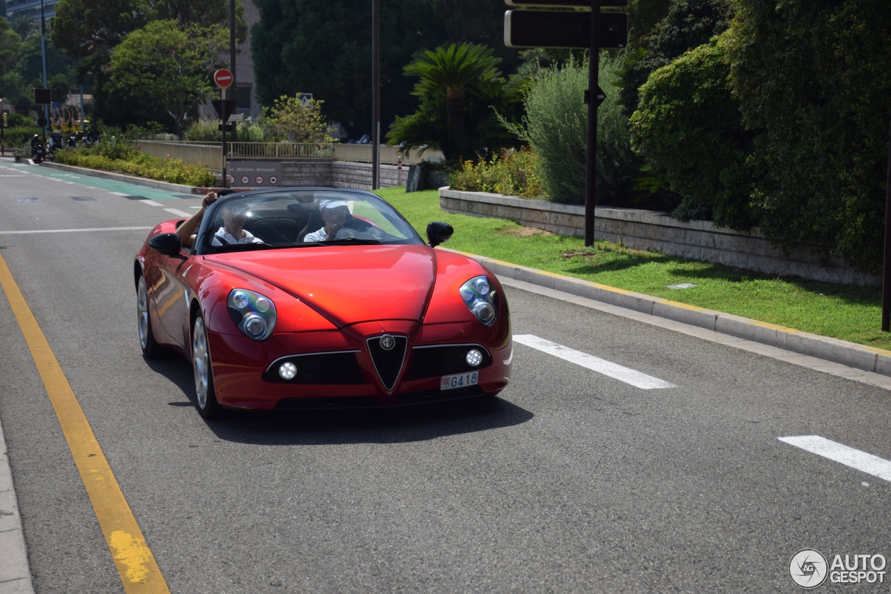 Alfa Romeo 8C Spider