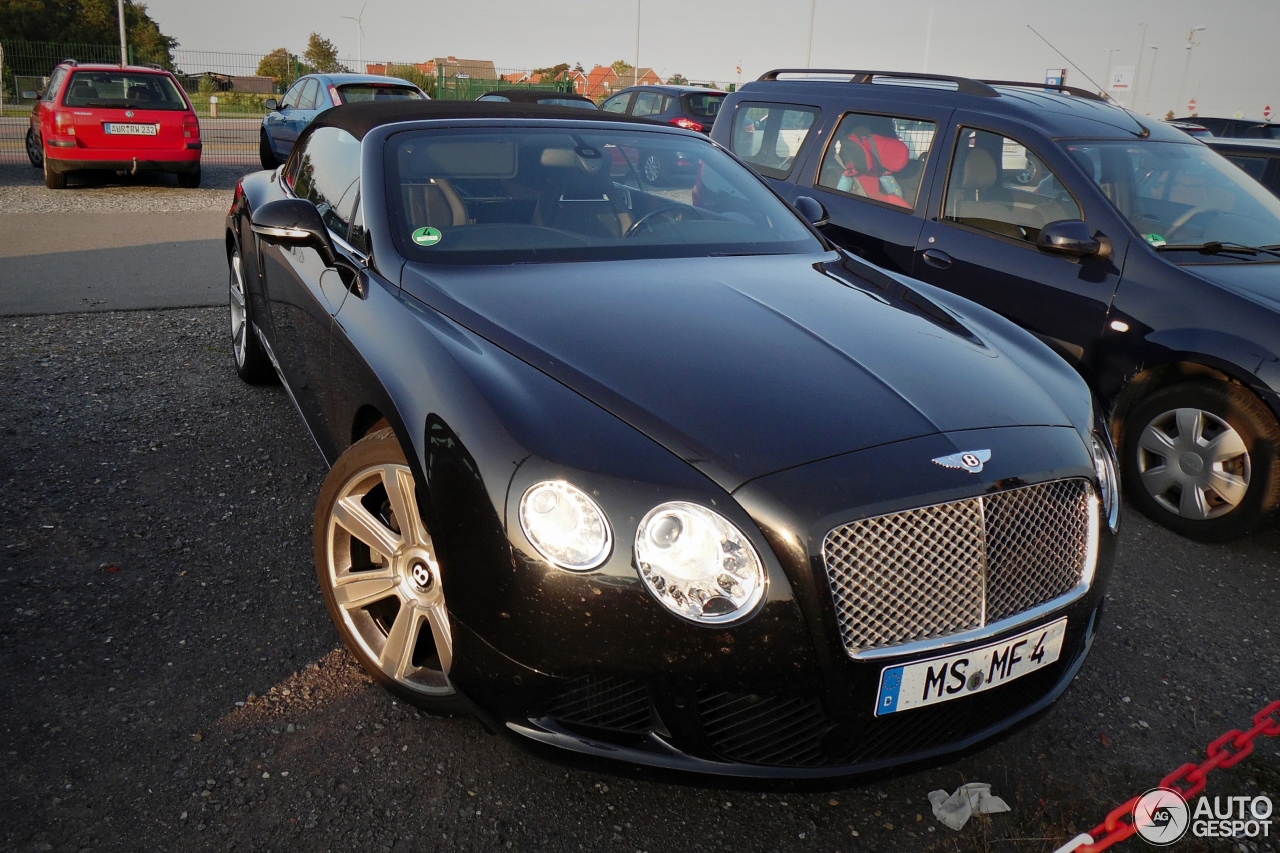 Bentley Continental GTC 2012