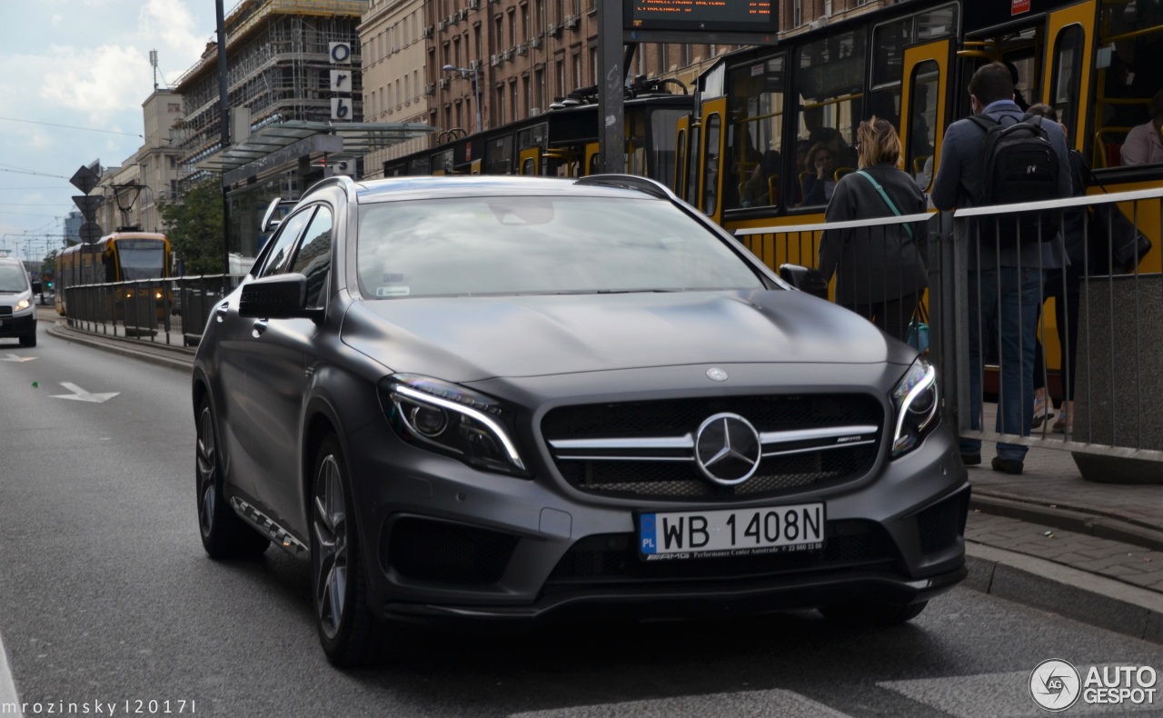 Mercedes-AMG GLA 45 X156