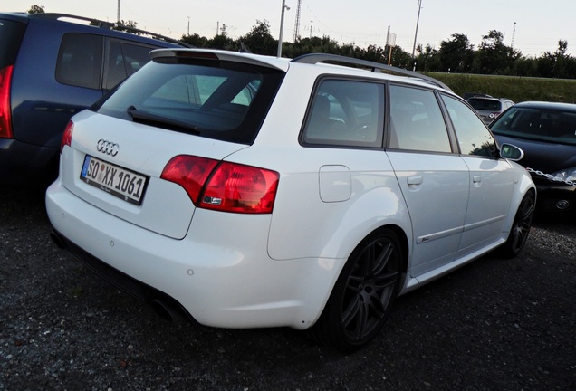 Audi RS4 Avant B7