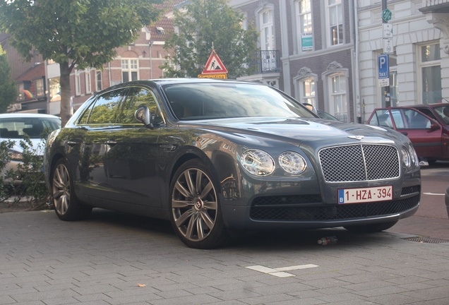 Bentley Flying Spur V8