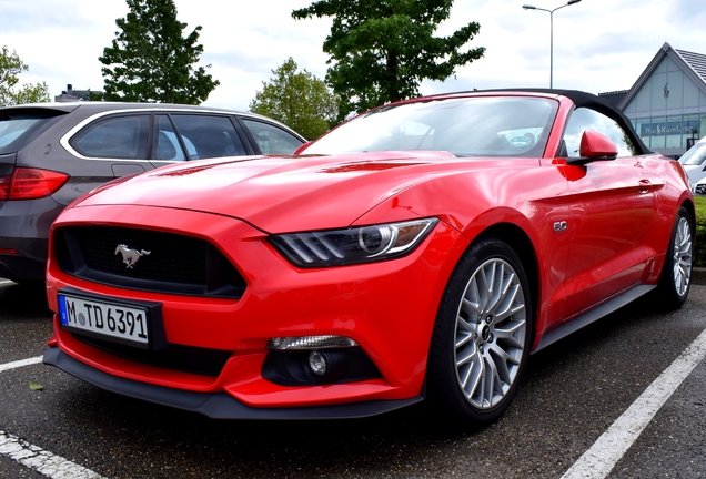 Ford Mustang GT Convertible 2015