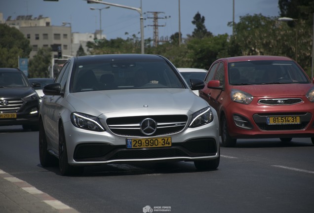 Mercedes-AMG C 63 S W205