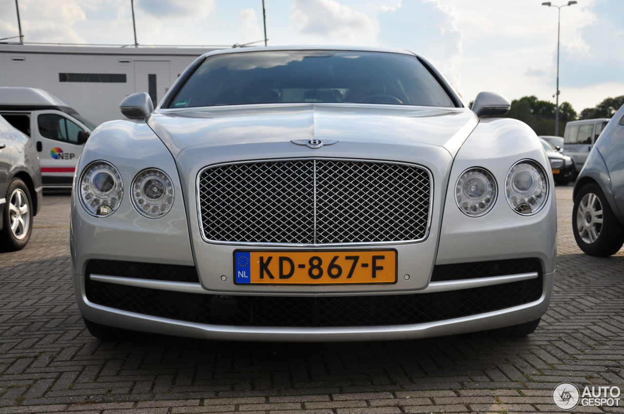 Bentley Flying Spur V8