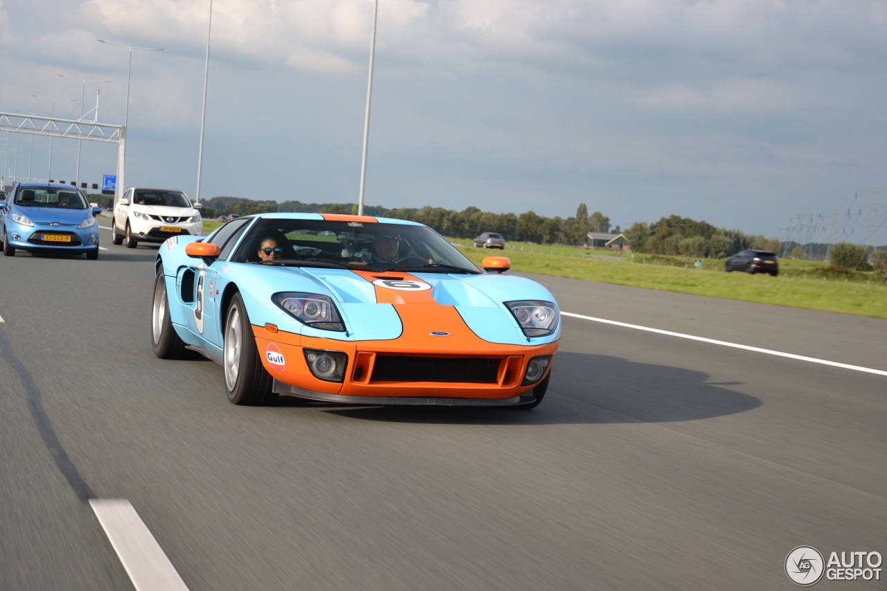 Ford GT