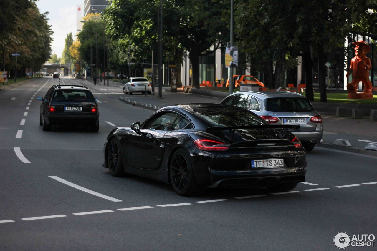 Porsche 981 Cayman GT4