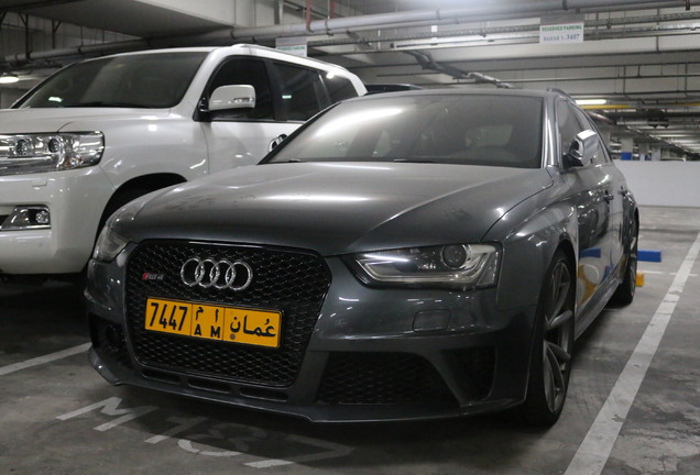 Audi RS4 Avant B8