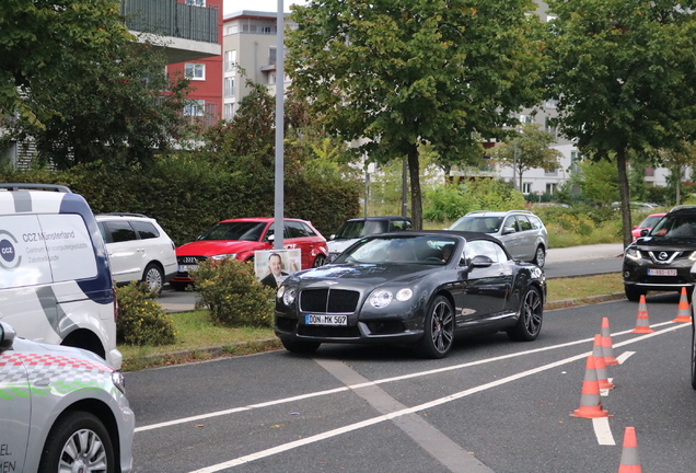 Bentley Continental GTC V8