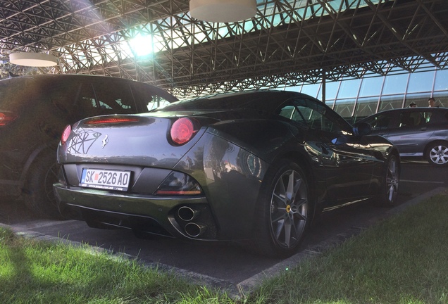 Ferrari California