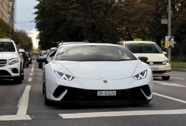 Lamborghini Huracán LP640-4 Performante