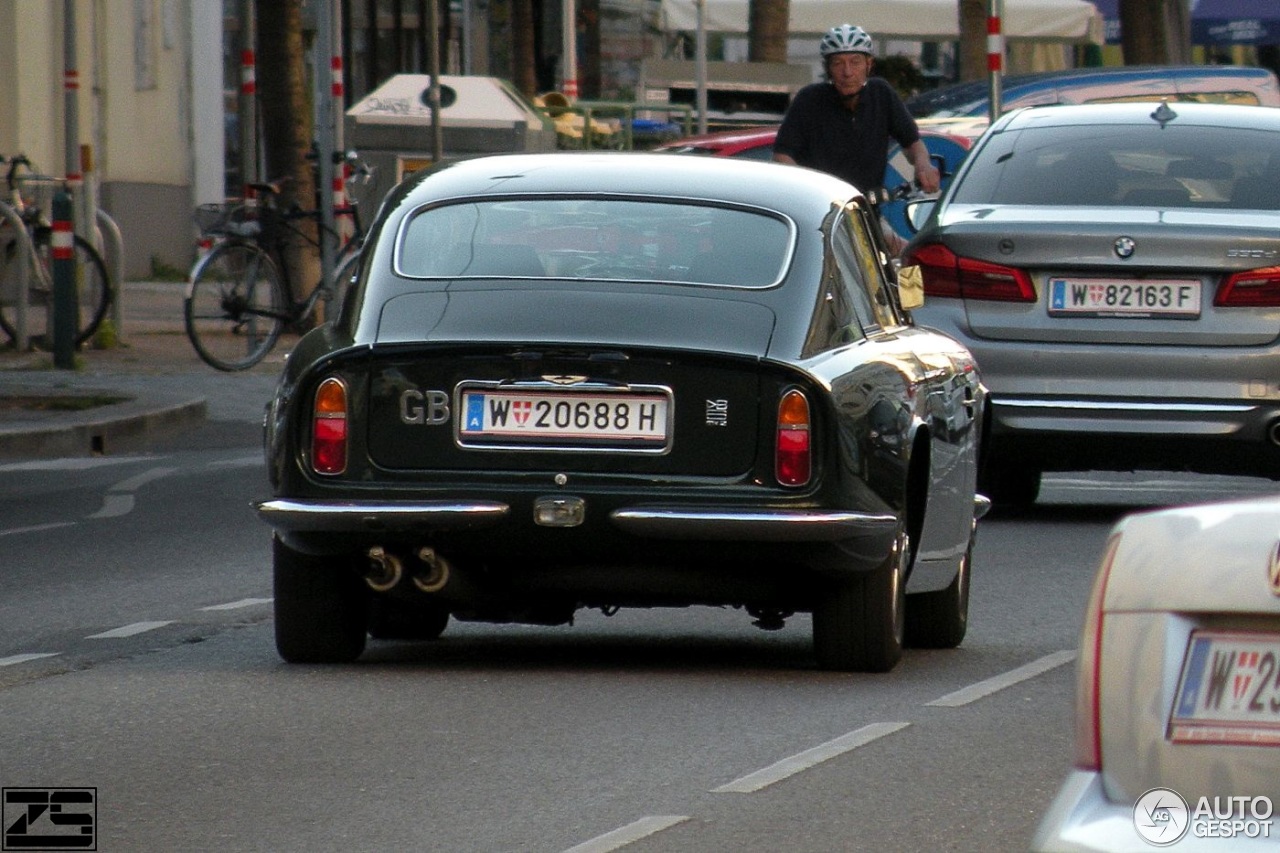 Aston Martin DB6 Vantage MKII