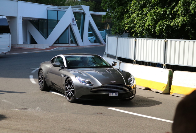 Aston Martin DB11