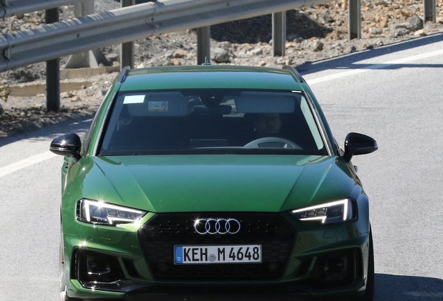 Audi RS4 Avant B9