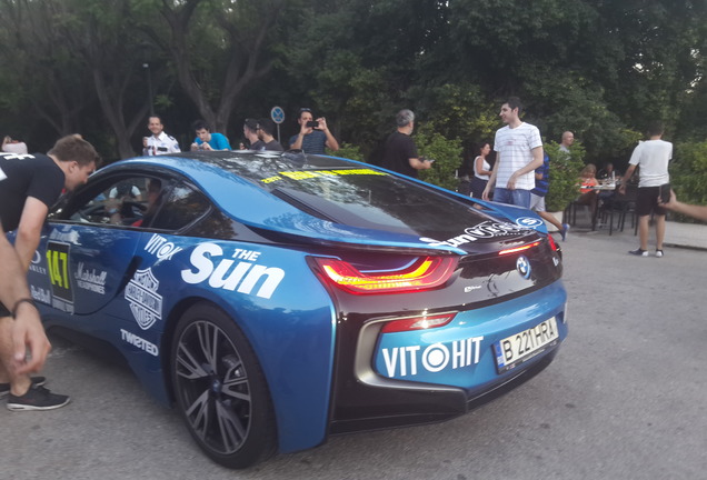 BMW i8