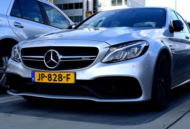 Mercedes-AMG C 63 S W205