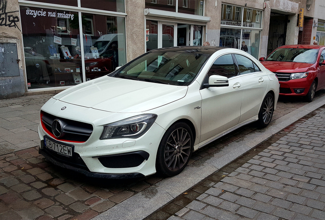 Mercedes-Benz CLA 45 AMG C117