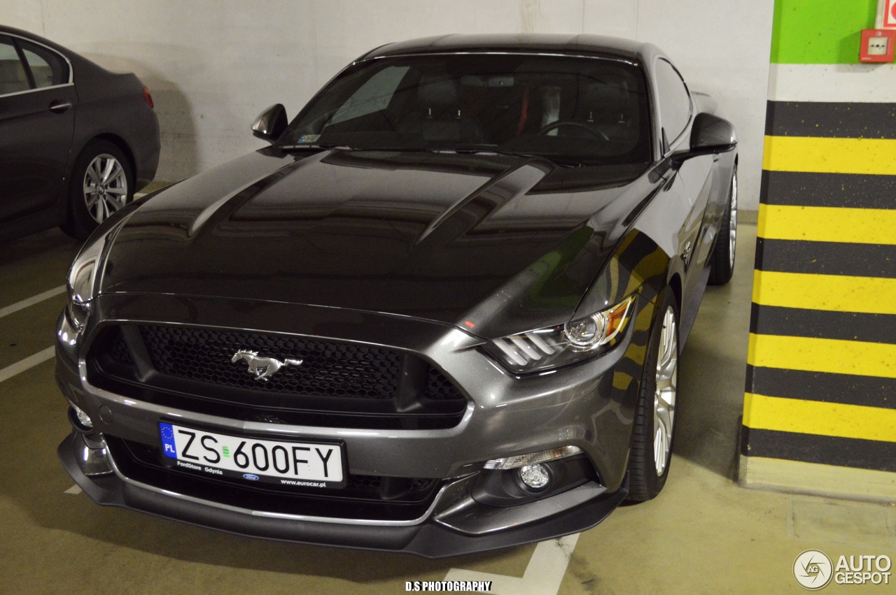 Ford Mustang GT 2015