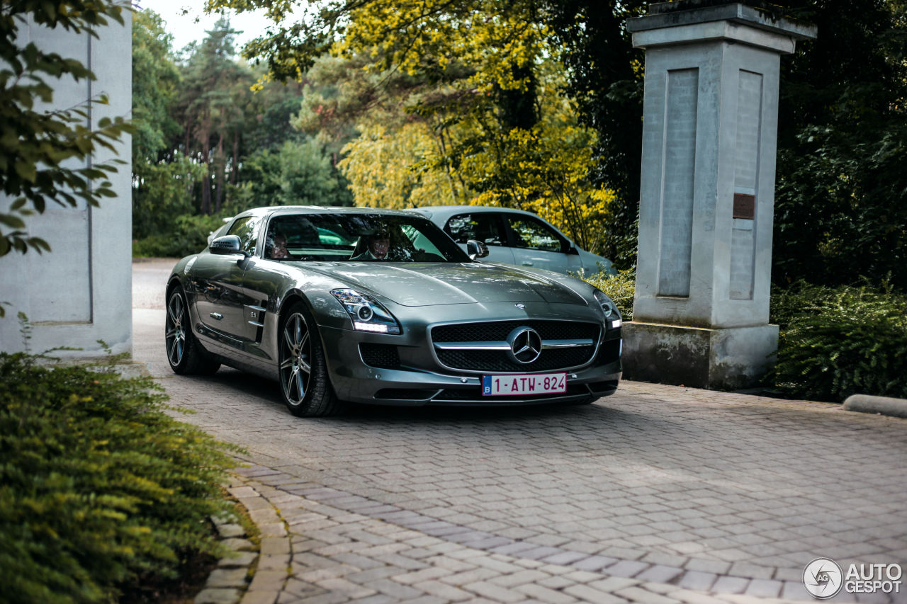 Mercedes-Benz SLS AMG