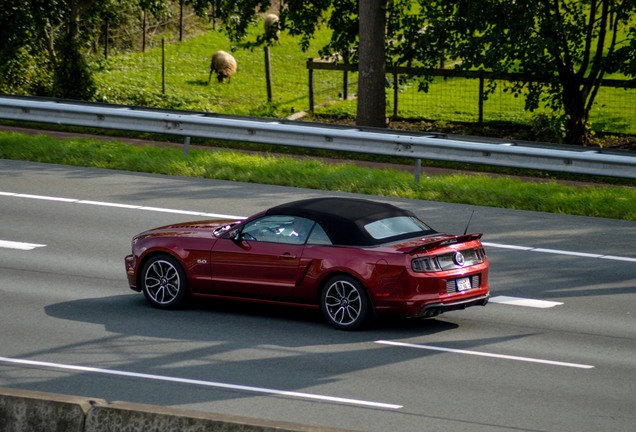 Ford Mustang GT Convertible 2013