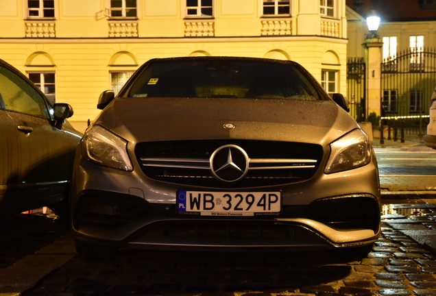 Mercedes-AMG A 45 W176 2015