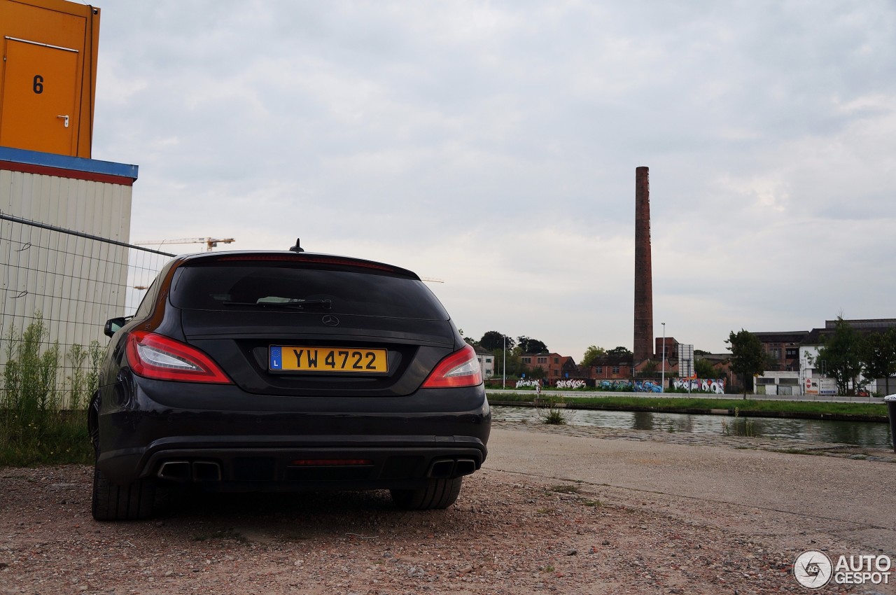 Mercedes-Benz CLS 63 AMG X218 Shooting Brake