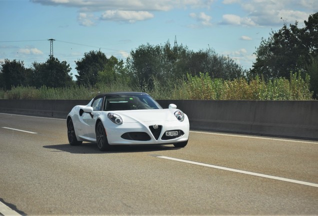 Alfa Romeo 4C Spider