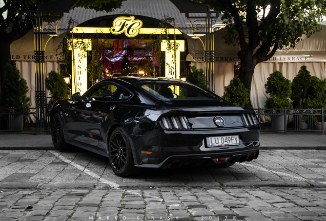 Ford Mustang GT 2015