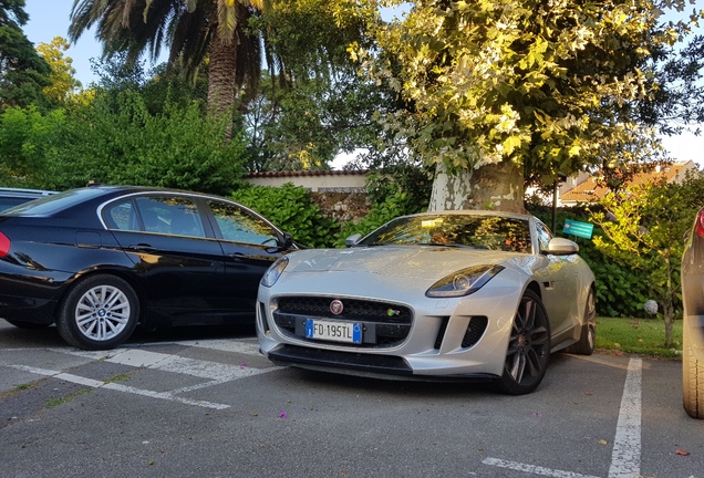 Jaguar F-TYPE R Coupé