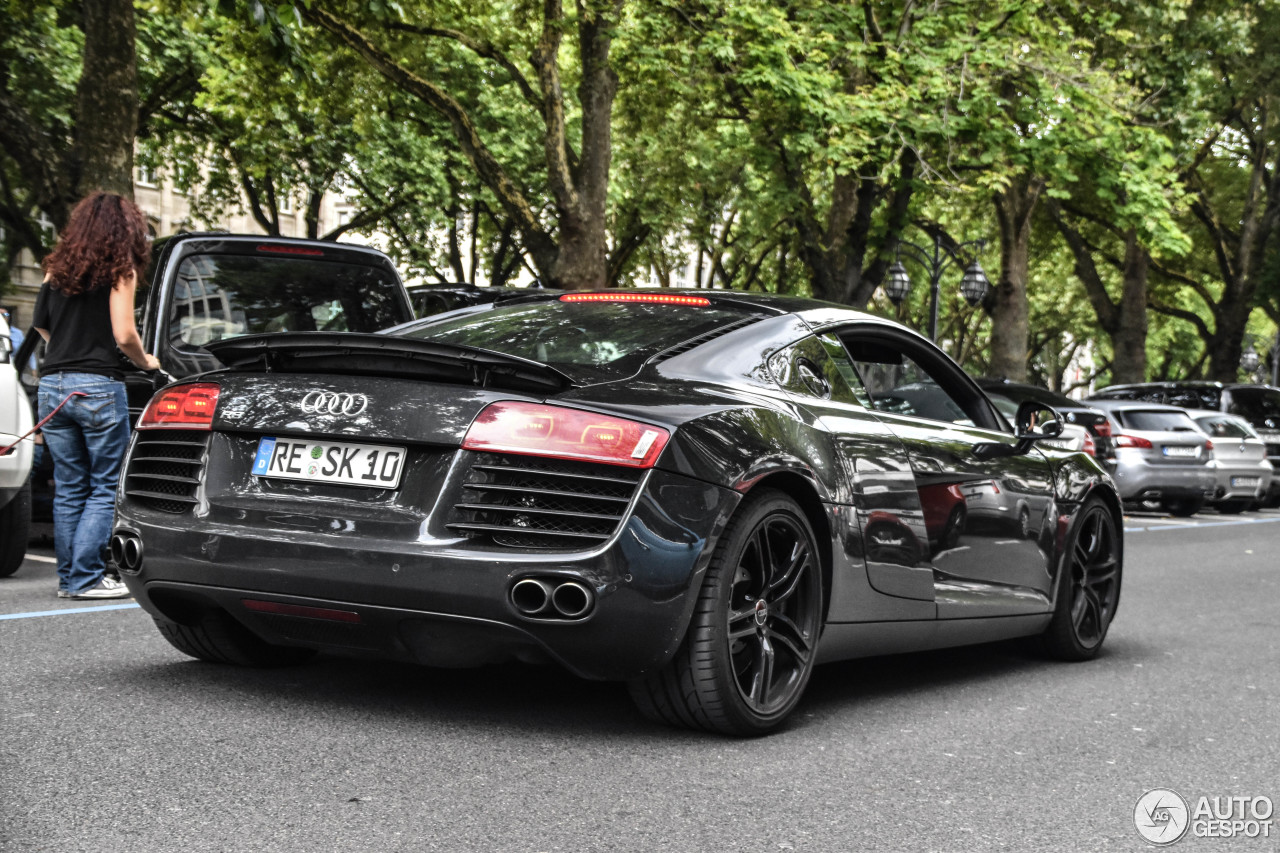 Audi R8