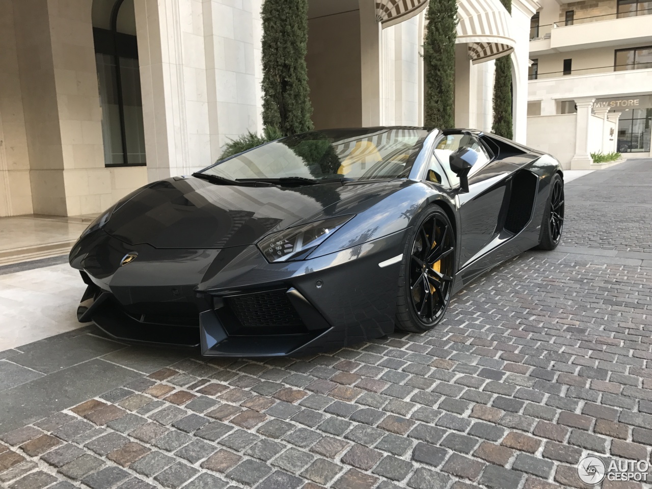 Lamborghini Aventador LP700-4 Roadster